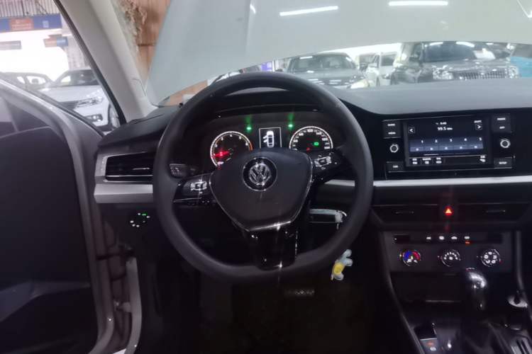 Used Volkswagen Lavida 2019 280TSI DSG Comfort Edition China VI standard Steering Wheel