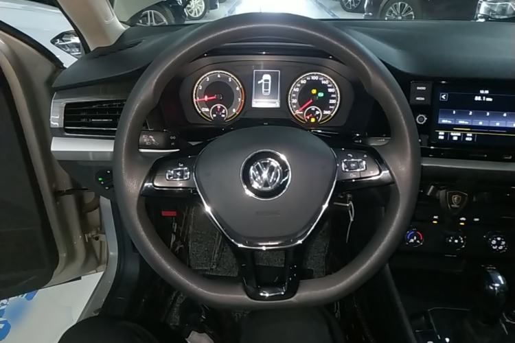 Used Volkswagen Lavida 2019 280TSI DSG Comfort Edition China VI standard Steering Wheel