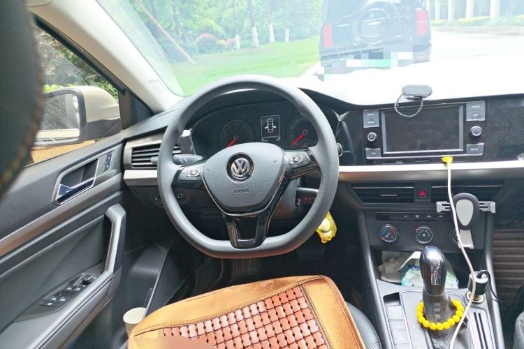 Used Volkswagen Lavida 2019 1.5L Automatic Comfort Edition China VI Standard Steering Wheel