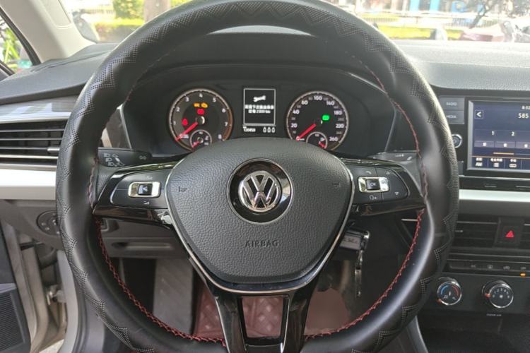 Used Volkswagen Lavida 2019 1.5L Automatic Comfort Edition China VI Standard Steering Wheel