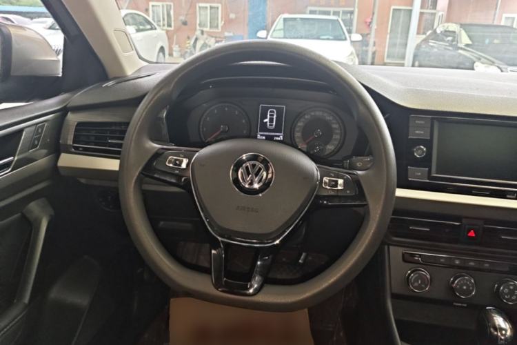 Used Volkswagen Lavida 2019 1.5L Automatic Comfort Edition China VI Standard Steering Wheel