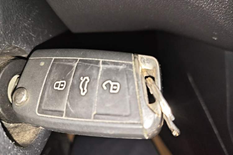 Used Volkswagen Lavida 2019 1.5L Automatic Fashion Edition China VI Vehicle Key