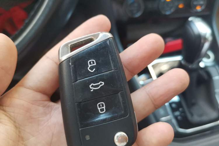 Used Volkswagen Lavida 2019 280TSI DSG Luxury Edition China VI Standard Vehicle Key