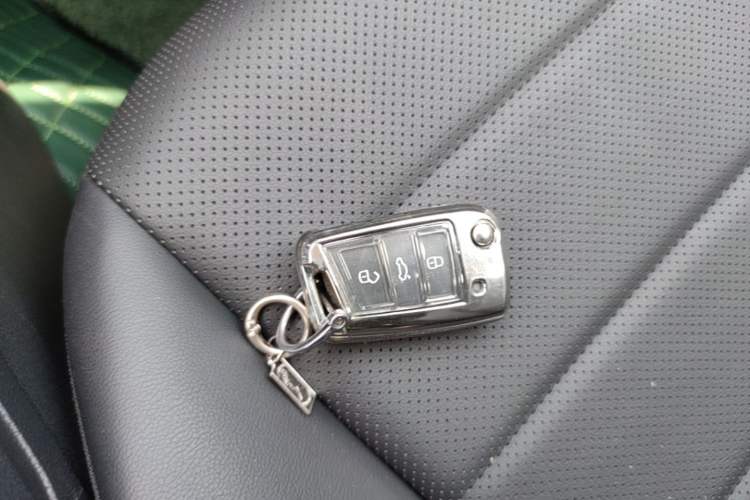 Used Volkswagen Lavida 2019 1.5L Automatic Comfort Edition China VI Standard Vehicle Key