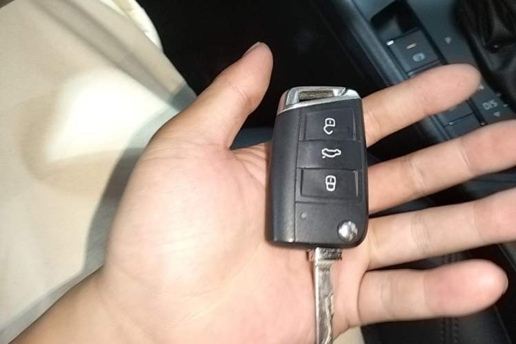 Used Volkswagen Lavida 2019 1.5L Automatic Comfort Edition China VI Standard Vehicle Key