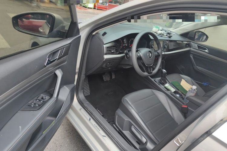 Used Volkswagen Lavida 2019 1.5L Automatic Comfort Edition China VI Standard Driver Seat
