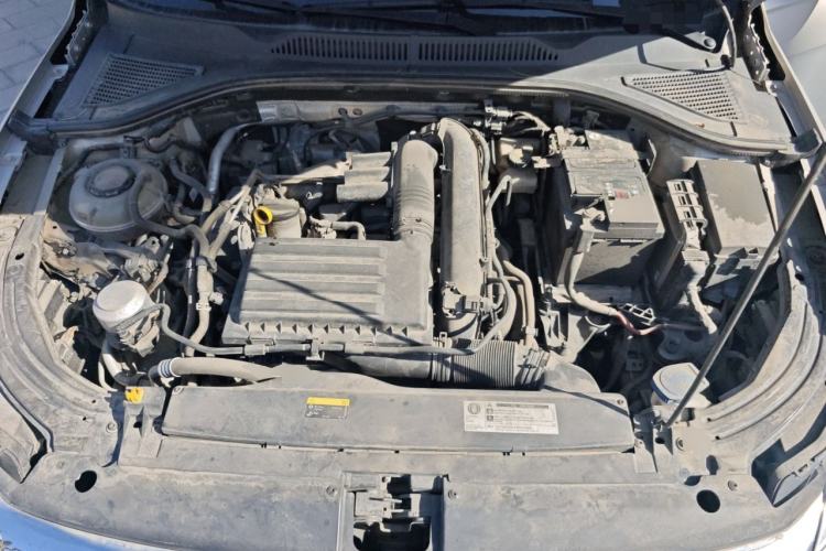 Used Volkswagen Lavida 2019 280TSI DSG Comfort Edition China VI standard Engine Bay