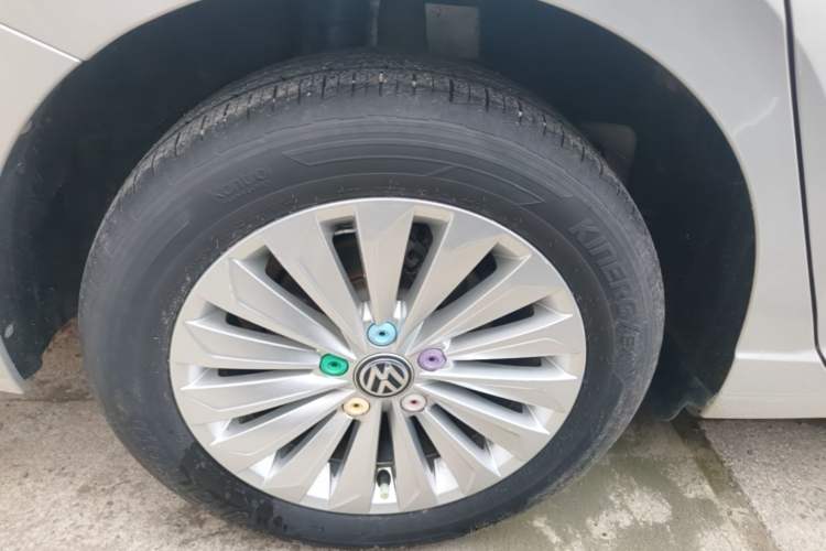 Used Volkswagen Lavida 2019 1.5L Automatic Comfort Edition China VI Standard Exterior 5
