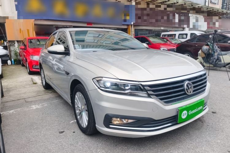 Used Volkswagen Lavida 2019 1.5L Automatic Comfort Edition China VI Standard Front Right 45 Deg