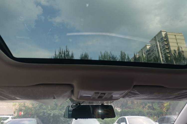 Used Volkswagen Lavida 2019 1.5L Automatic Vision Edition China VI Standard Headliner