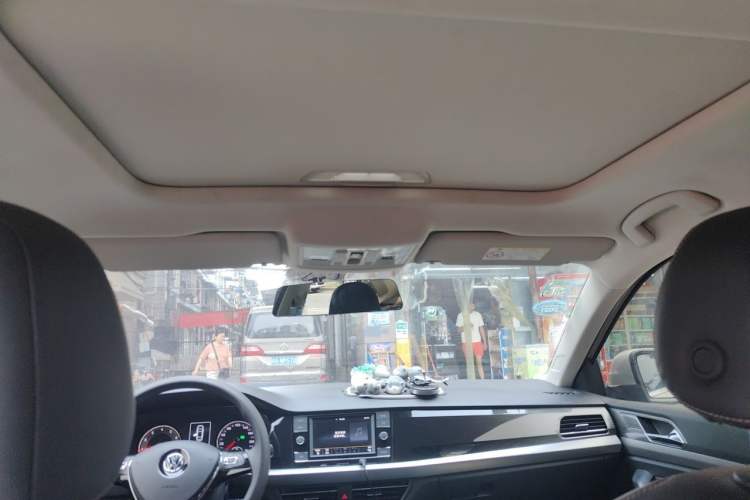 Used Volkswagen Lavida 2019 1.5L Automatic Comfort Edition China VI Standard Headliner