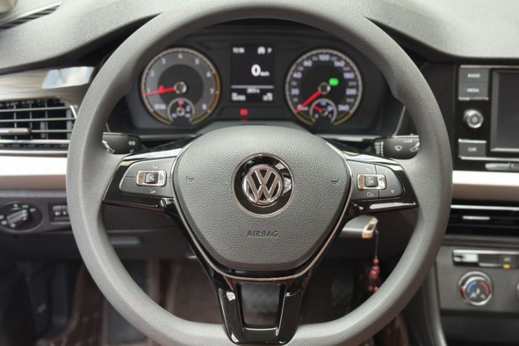 Used Volkswagen Lavida 2019 280TSI DSG Comfort Edition China VI standard Interior 1
