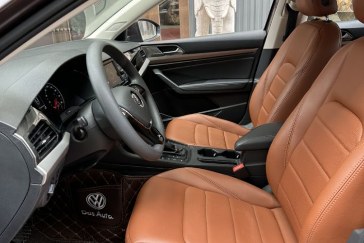 Used Volkswagen Lavida 2019 280TSI DSG Comfort Edition China VI standard Interior 4