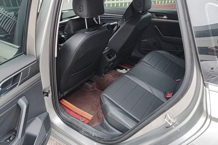 Used Volkswagen Lavida 2019 1.5L Automatic Comfort Edition China VI Standard Left Rear Seat