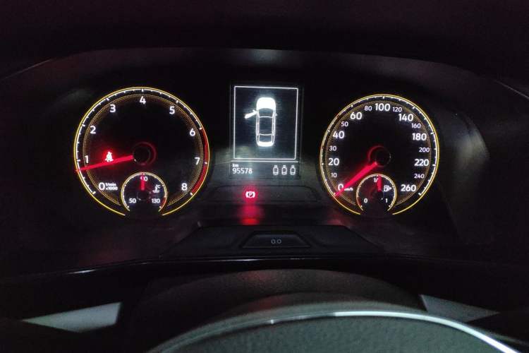 Used Volkswagen Lavida 2019 280TSI DSG Luxury Edition China VI Standard Odometer Close Up