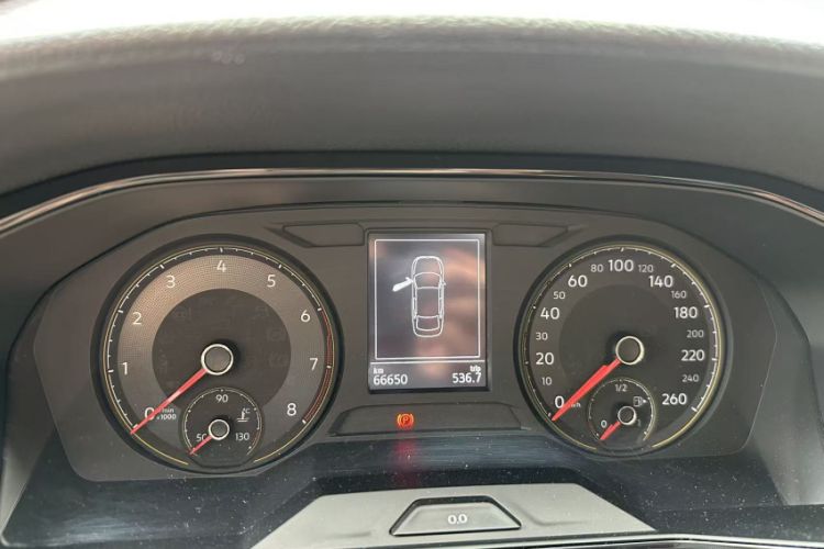 Used Volkswagen Lavida 2019 280TSI DSG Comfort Edition China VI standard Odometer Close Up
