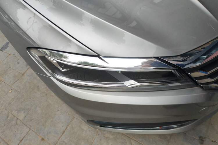 Used Volkswagen Lavida 2019 1.5L Automatic Comfort Edition China VI Standard Right Front Headlight