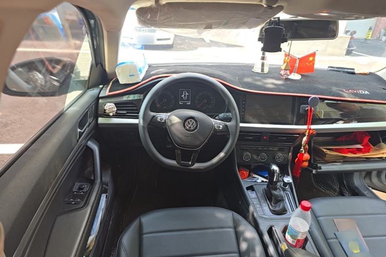 Used Volkswagen Lavida 2019 1.5L Automatic Comfort Edition China VI Standard Steering Wheel