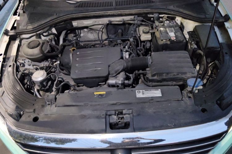 Used Volkswagen Lavida 2019 1.5L Manual Comfort Edition China VI Standard Engine Bay