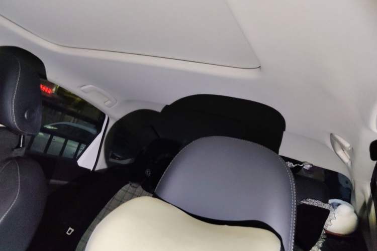 Used Volkswagen Lavida 2019 1.5L Manual Comfort Edition China VI Standard Headliner