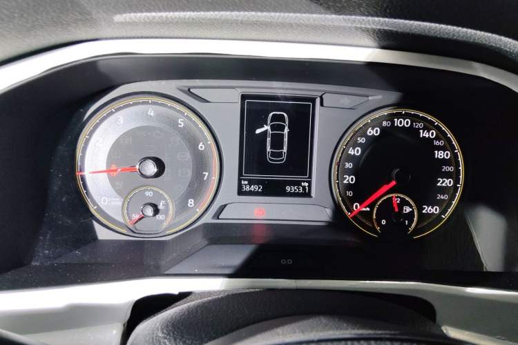 Used Volkswagen Lavida 2019 1.5L Manual Comfort Edition China VI Standard Instrument Cluster