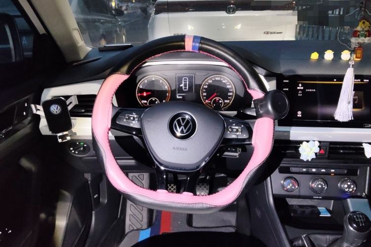 Used Volkswagen Lavida 2019 1.5L Manual Comfort Edition China VI Standard Steering Wheel