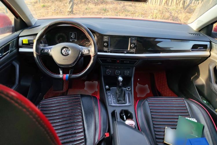 Used Volkswagen Lavida 2019 Hatchback 280TSI DSG Comfort Edition China VI Standard Center Console