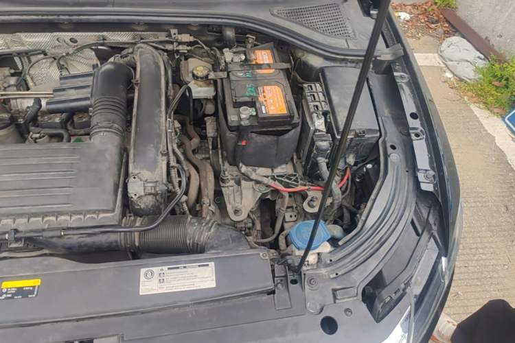 Used Volkswagen Lavida 2019 280TSI DSG Comfort Edition China VI standard Engine Bay Left