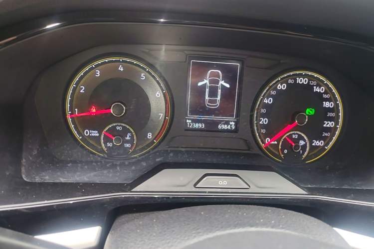 Used Volkswagen Lavida 2019 280TSI DSG Comfort Edition China VI standard Instrument Cluster