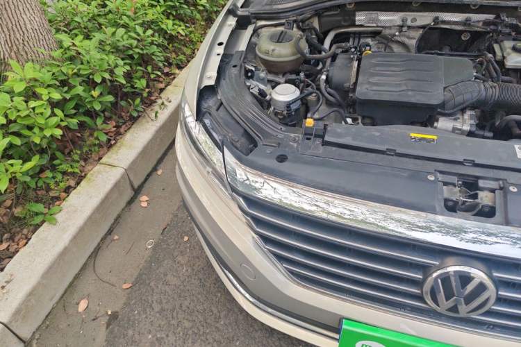 Used Volkswagen Lavida 2019 1.5L Automatic Comfort Edition China VI Standard Right Front Headlight