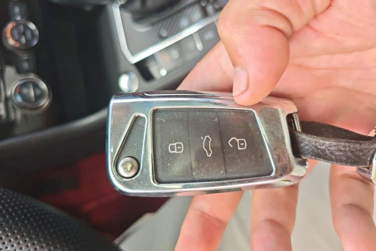 Used Volkswagen Lavida 2019 280TSI DSG Luxury Edition China VI Standard Vehicle Key