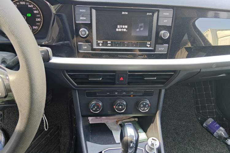 Used Volkswagen Lavida 2019 1.5L Automatic Comfort Edition China VI Standard Audio And AC Panel