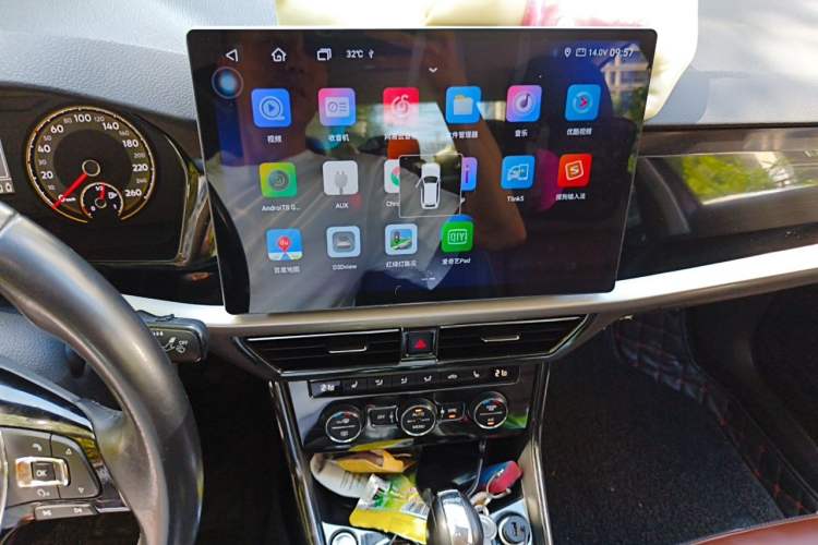 Used Volkswagen Lavida 2019 280TSI DSG Luxury Edition China VI Standard Audio And AC Panel