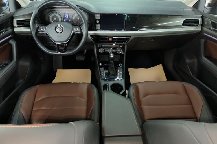 Used Volkswagen Lavida 2019 280TSI DSG Luxury Edition China VI Standard Center Console
