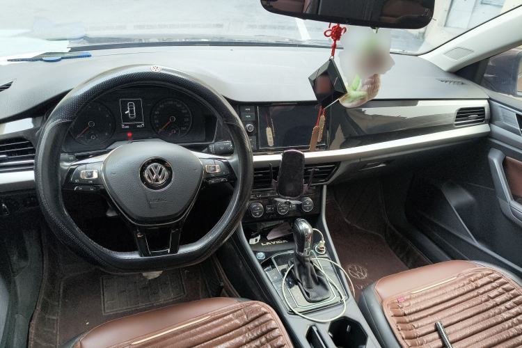 Used Volkswagen Lavida 2019 280TSI DSG Luxury Edition China VI Standard Center Console