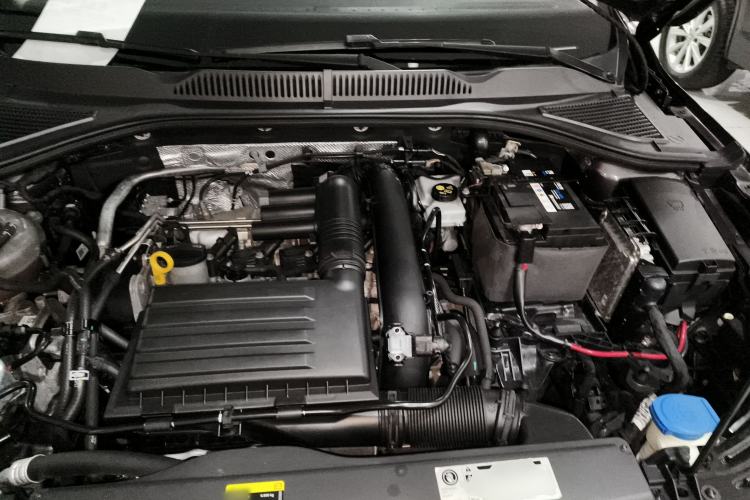 Used Volkswagen Lavida 2019 280TSI DSG Comfort Edition China VI standard Engine Bay