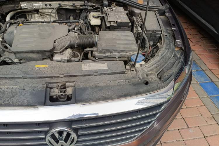 Used Volkswagen Lavida 2019 1.5L Manual Comfort Edition China VI Standard Engine Bay Left