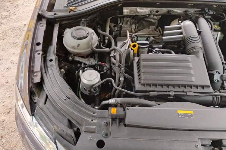 Used Volkswagen Lavida 2019 280TSI DSG Comfort Edition China VI standard Engine Bay Right