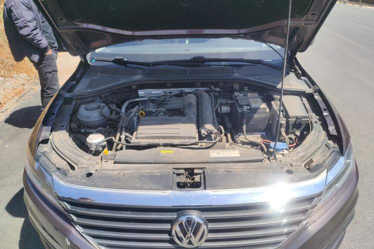 Used Volkswagen Lavida 2019 280TSI DSG Comfort Edition China VI standard Engine Bay