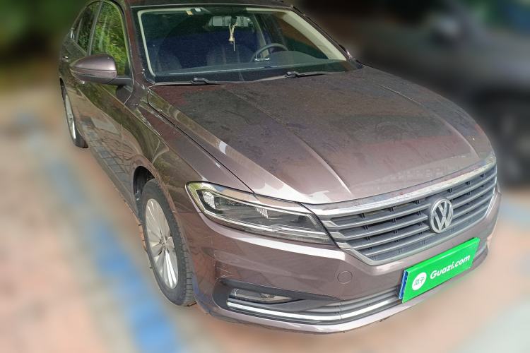 Used Volkswagen Lavida 2019 1.5L Manual Comfort Edition China VI Standard Front Right 45 Deg