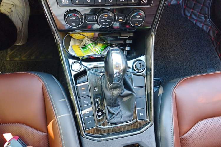 Used Volkswagen Lavida 2019 280TSI DSG Luxury Edition China VI Standard Gear Lever
