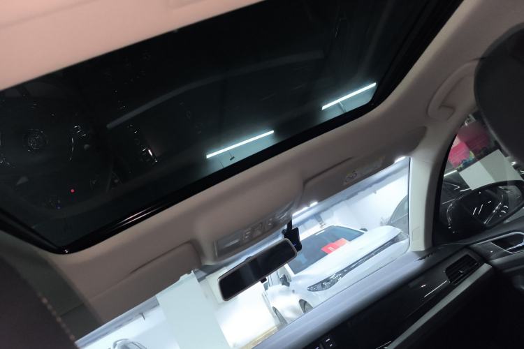 Used Volkswagen Lavida 2019 1.5L Automatic Comfort Edition China VI Standard Headliner