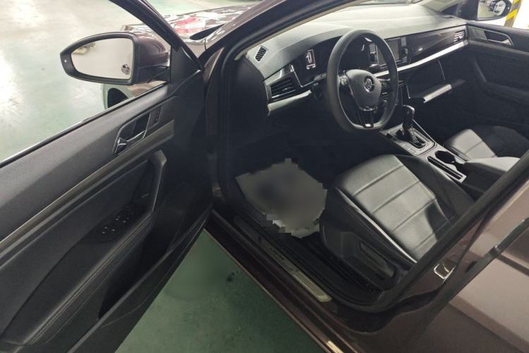 Used Volkswagen Lavida 2019 1.5L Automatic Comfort Edition China VI Standard Interior 2