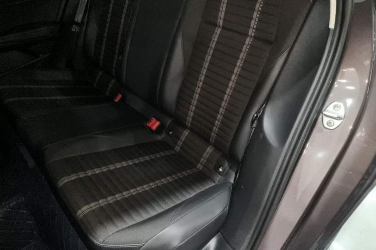 Used Volkswagen Lavida 2019 280TSI DSG Comfort Edition China VI standard Left Rear Seat