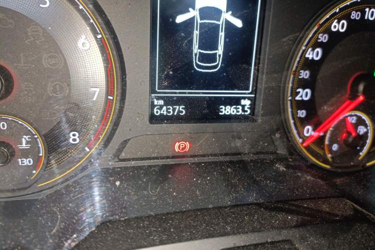 Used Volkswagen Lavida 2019 1.5L Automatic Comfort Edition China VI Standard Odometer Close Up