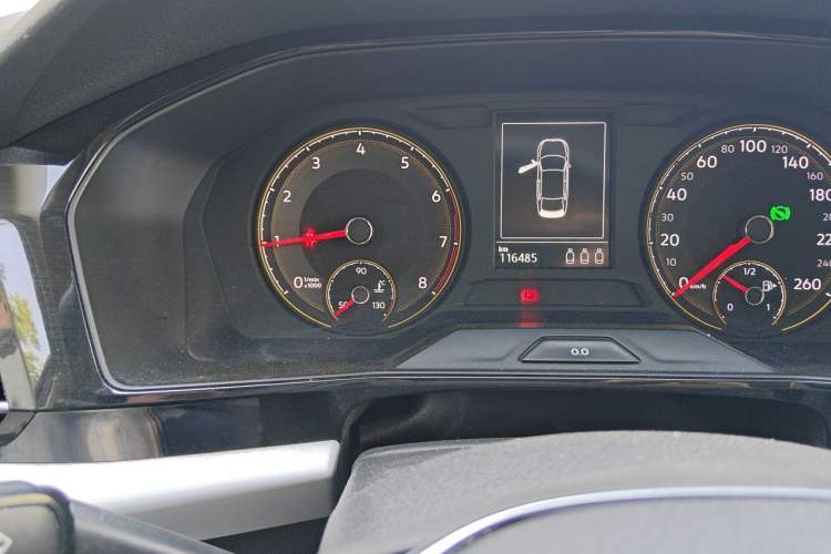 Used Volkswagen Lavida 2019 1.5L Automatic Comfort Edition China VI Standard Odometer Close Up