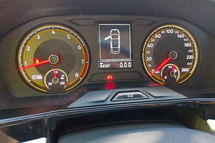 Used Volkswagen Lavida 2019 280TSI DSG Luxury Edition China VI Standard Odometer Close Up