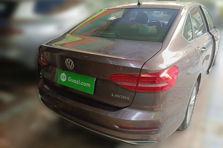 Used Volkswagen Lavida 2019 1.5L Manual Comfort Edition China VI Standard Rear