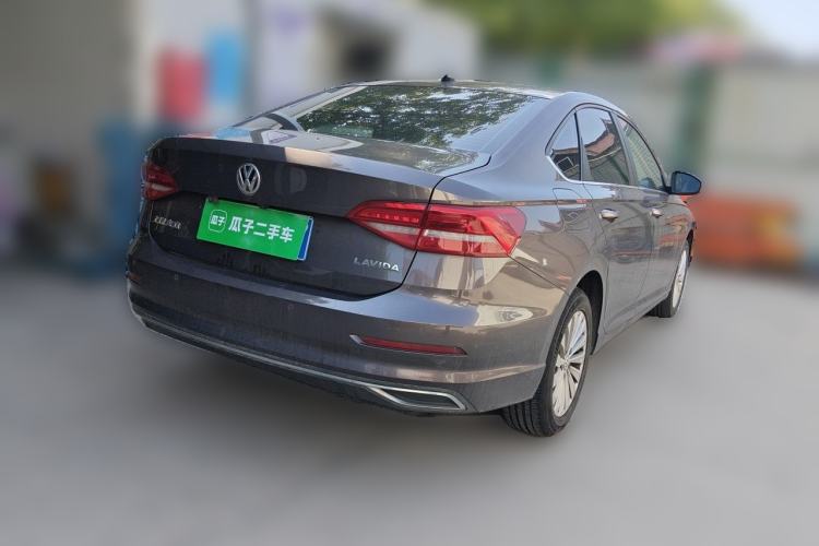 Used Volkswagen Lavida 2019 1.5L Automatic Comfort Edition China VI Standard Rear Right 45 Deg