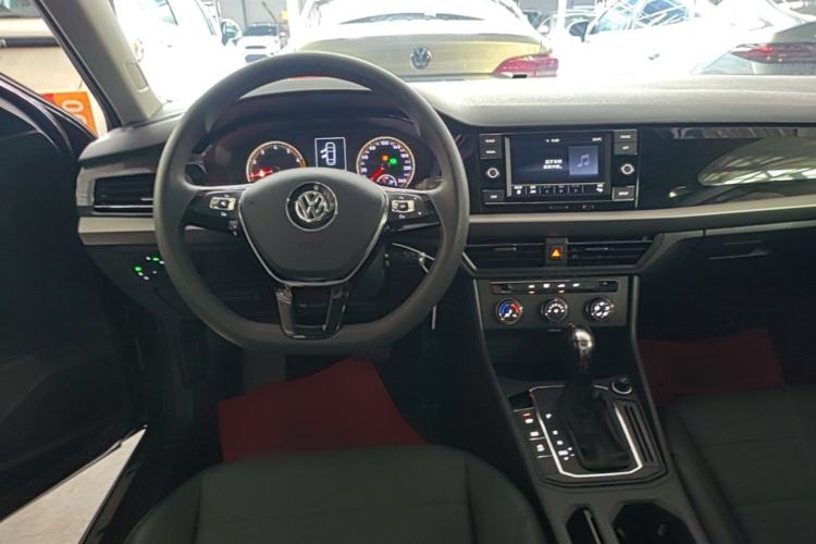 Used Volkswagen Lavida 2019 1.5L Automatic Comfort Edition China VI Standard Steering Wheel